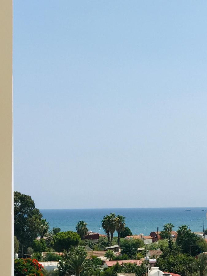 Pool Apartment Larnaca Ngoại thất bức ảnh